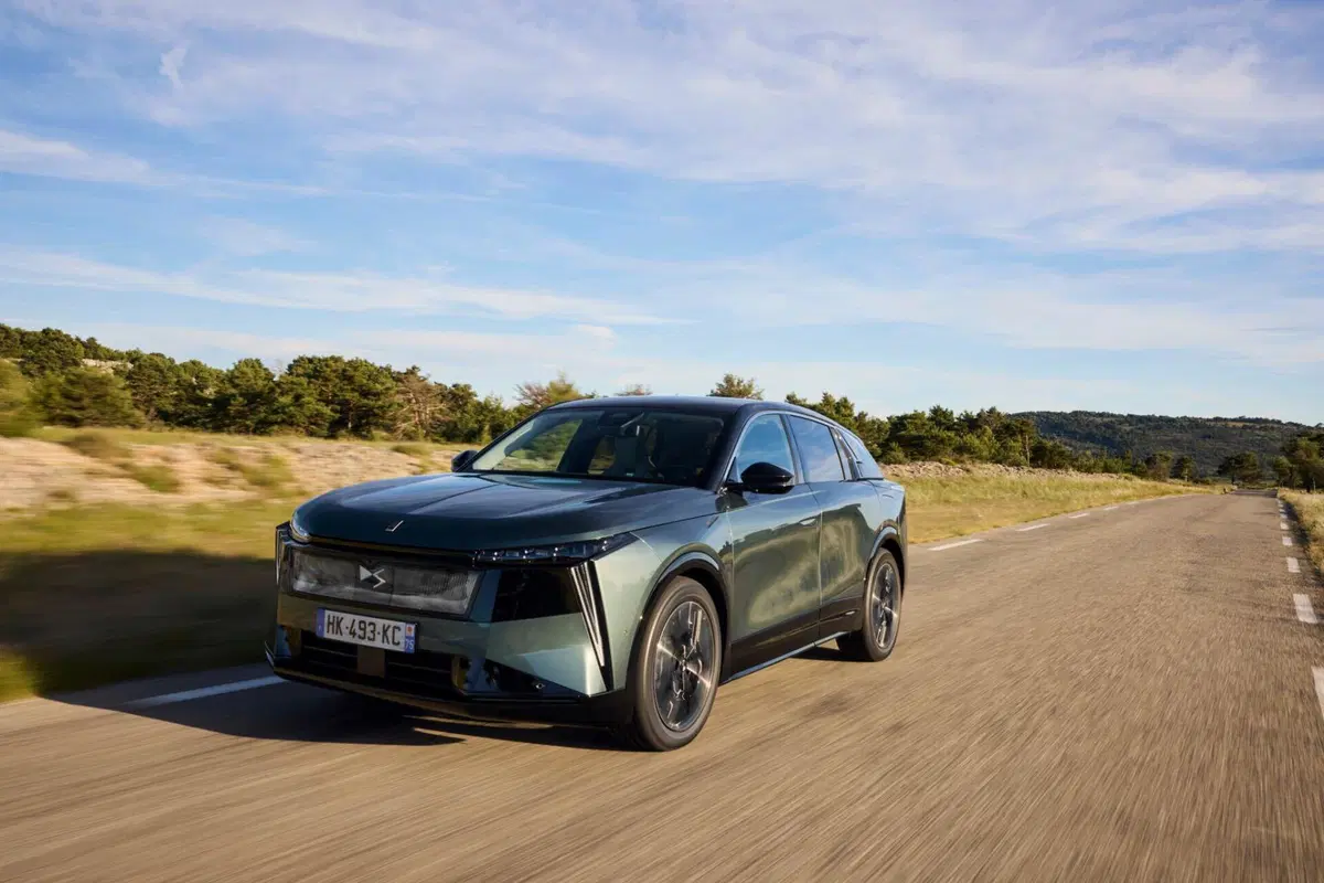 Nuova DS N°7: il SUV premium prodotto a Melfi che punta su comfort e tecnologia, ma con dei prezzi...[VIDEO] (3)