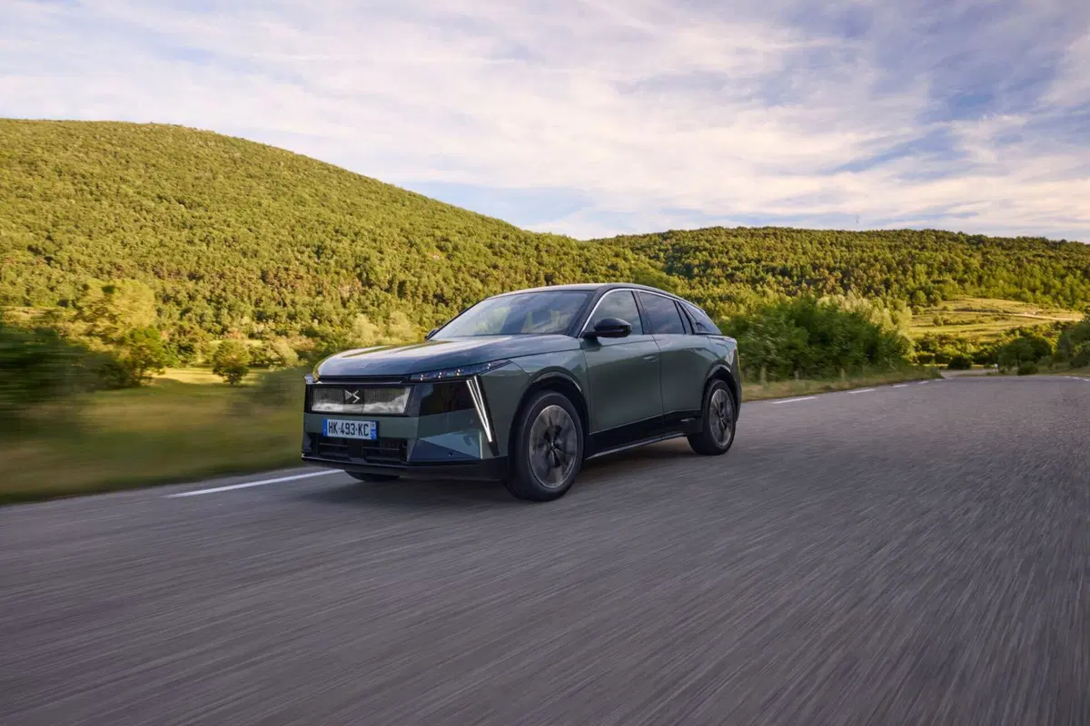 Nuova DS N°7: il SUV premium prodotto a Melfi che punta su comfort e tecnologia, ma con dei prezzi...[VIDEO] (4)
