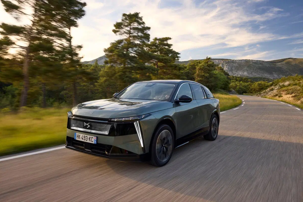 Nuova DS N°7: il SUV premium prodotto a Melfi che punta su comfort e tecnologia, ma con dei prezzi...[VIDEO] (6)