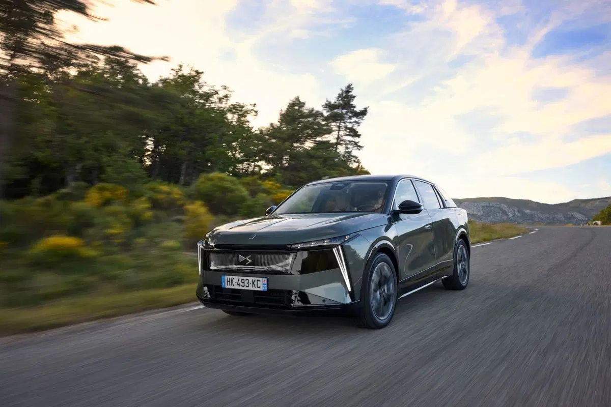 Nuova DS N&deg;7: il SUV premium prodotto a Melfi che punta su comfort e tecnologia, ma con dei prezzi...[VIDEO]