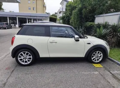 MINI Mini 1.5 Cooper D del 2015 usata a Rimini