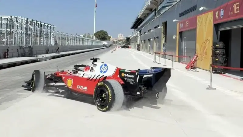 F1. Polvere, cantieri e la SF-26: Leclerc e Hamilton girano in anteprima sulla pista di Madrid!