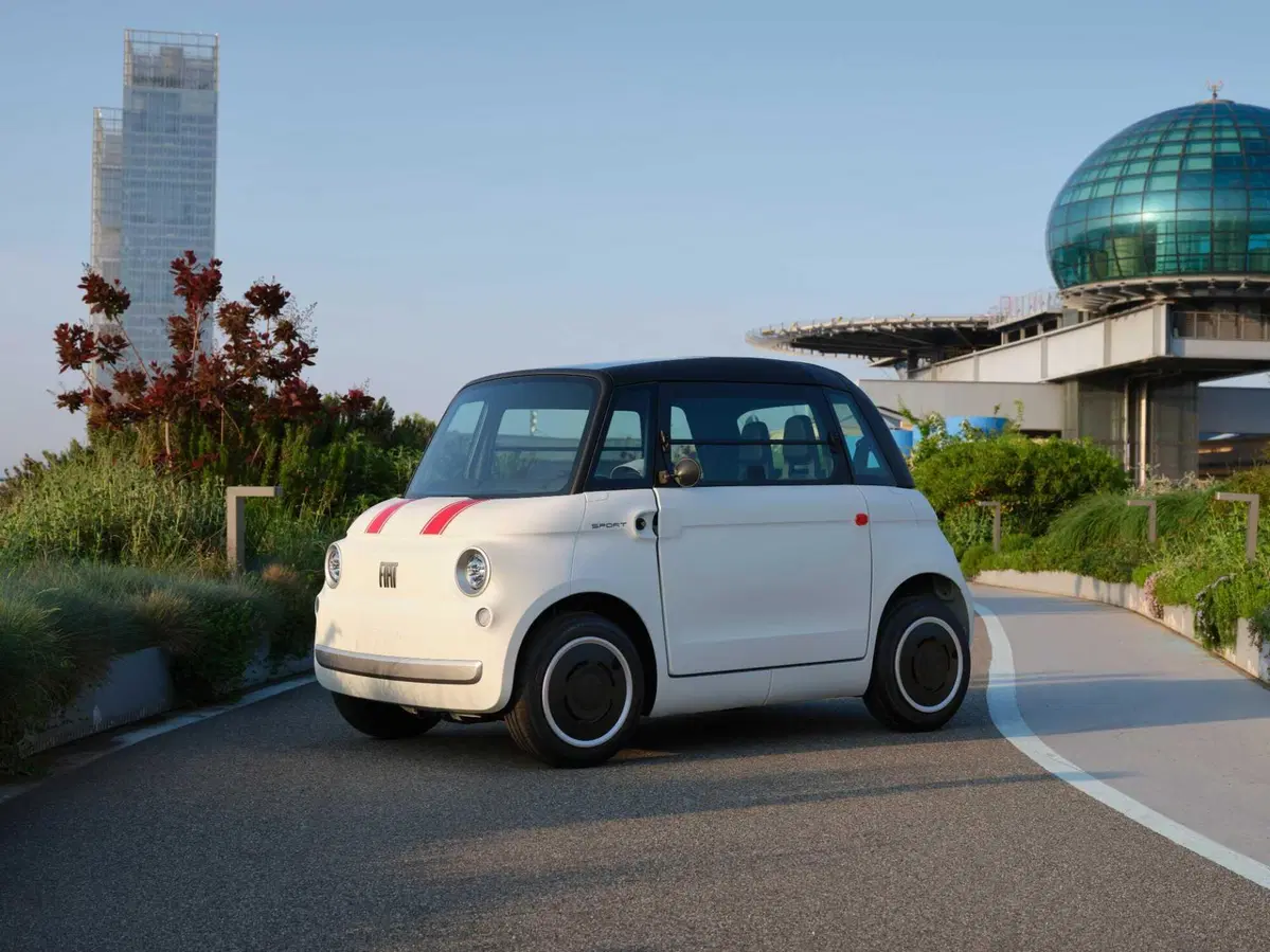 Abarth Topolino, la sorpresa che nessuno si aspettava: lo scorpione a caccia del cuore dei sedicenni, sempre che loro siano d'accordo (7)