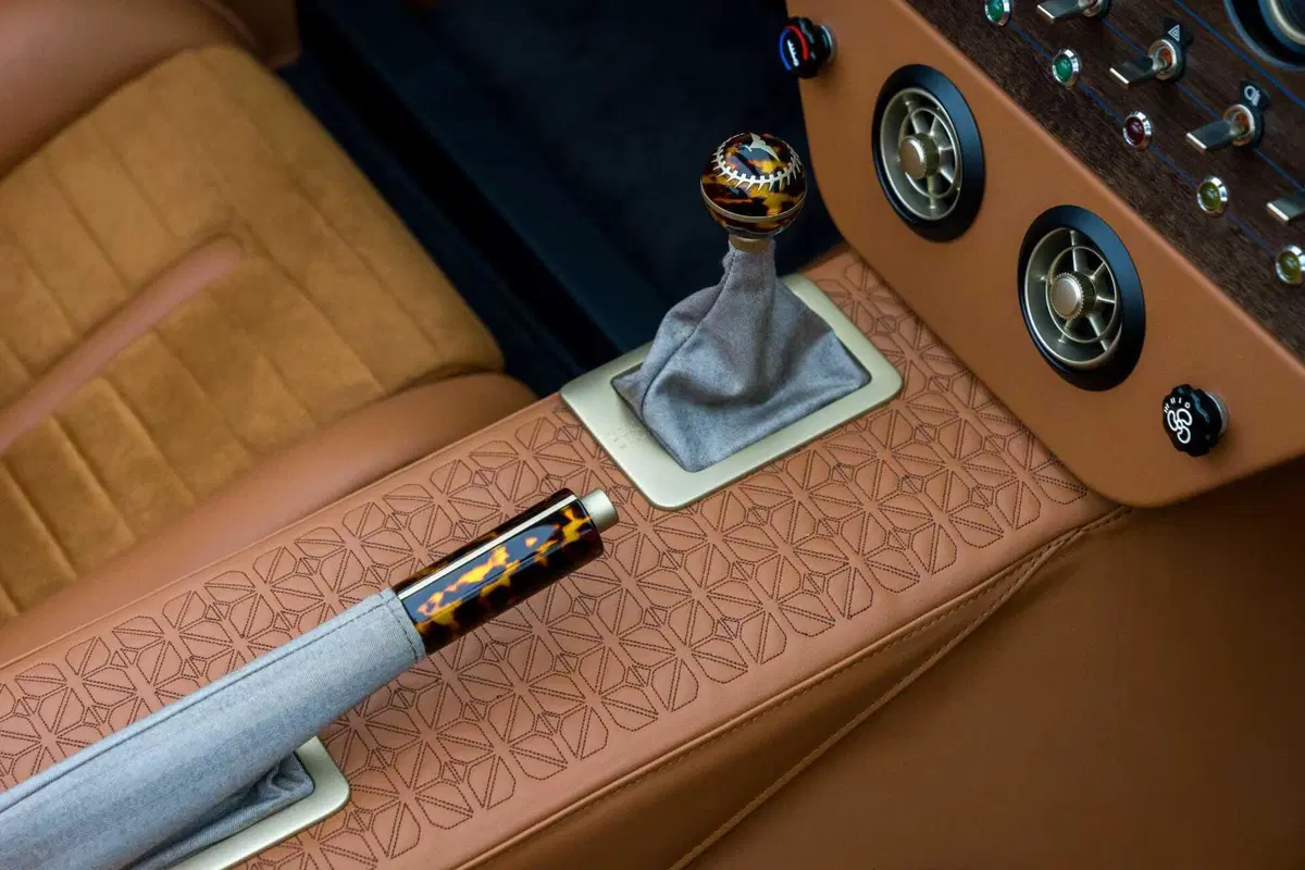 Bizzarrini 5300 Aperta Lusso: il sogno segreto di Giugiaro diventa realtà dopo 60 anni (14)
