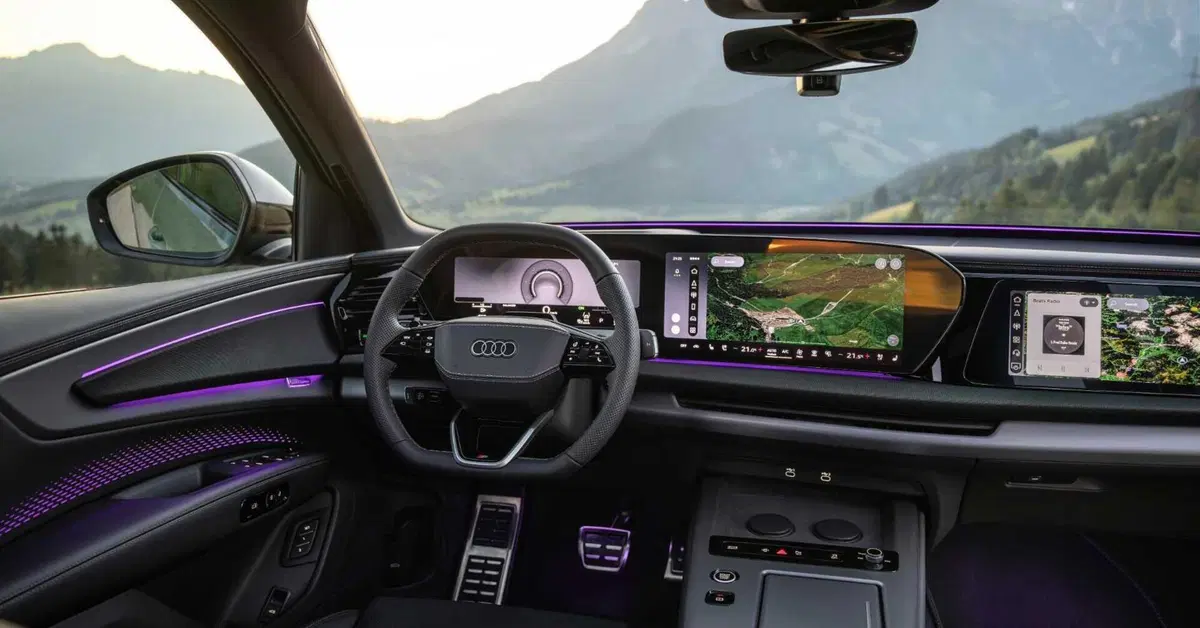 Audi cambia tutto: addio maxi schermi, tornano i tasti fisici negli abitacoli del futuro