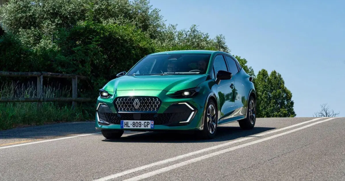 Renault Clio e Symbioz Eco-G 120: il GPL cresce e convince, al giusto prezzo | Prova su strada