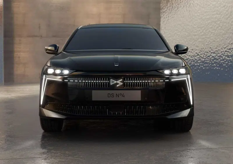 Ds N4 (2025-->>) (6)