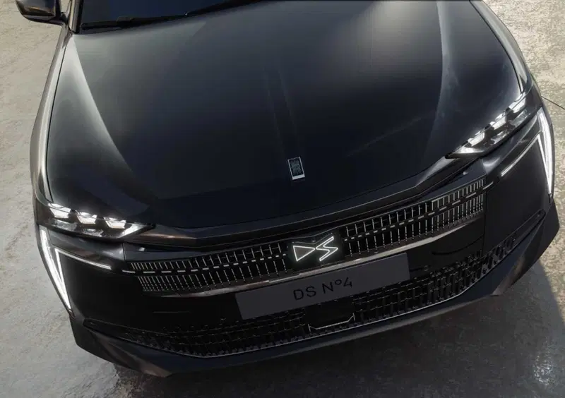 Ds N4 (2025-->>) (11)