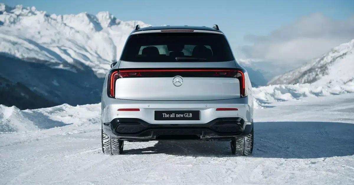 Mercedes: boom delle auto elettriche (+28%), ma le vendite complessive sono in calo