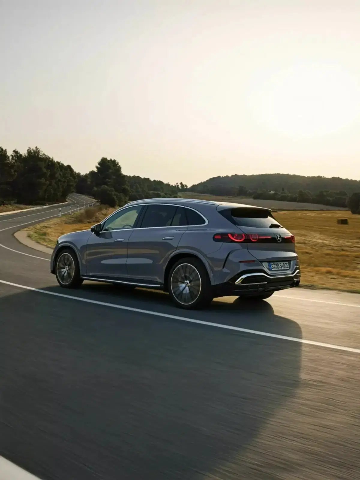 Mercedes: boom delle auto elettriche (+28%), ma le vendite complessive sono in calo (2)