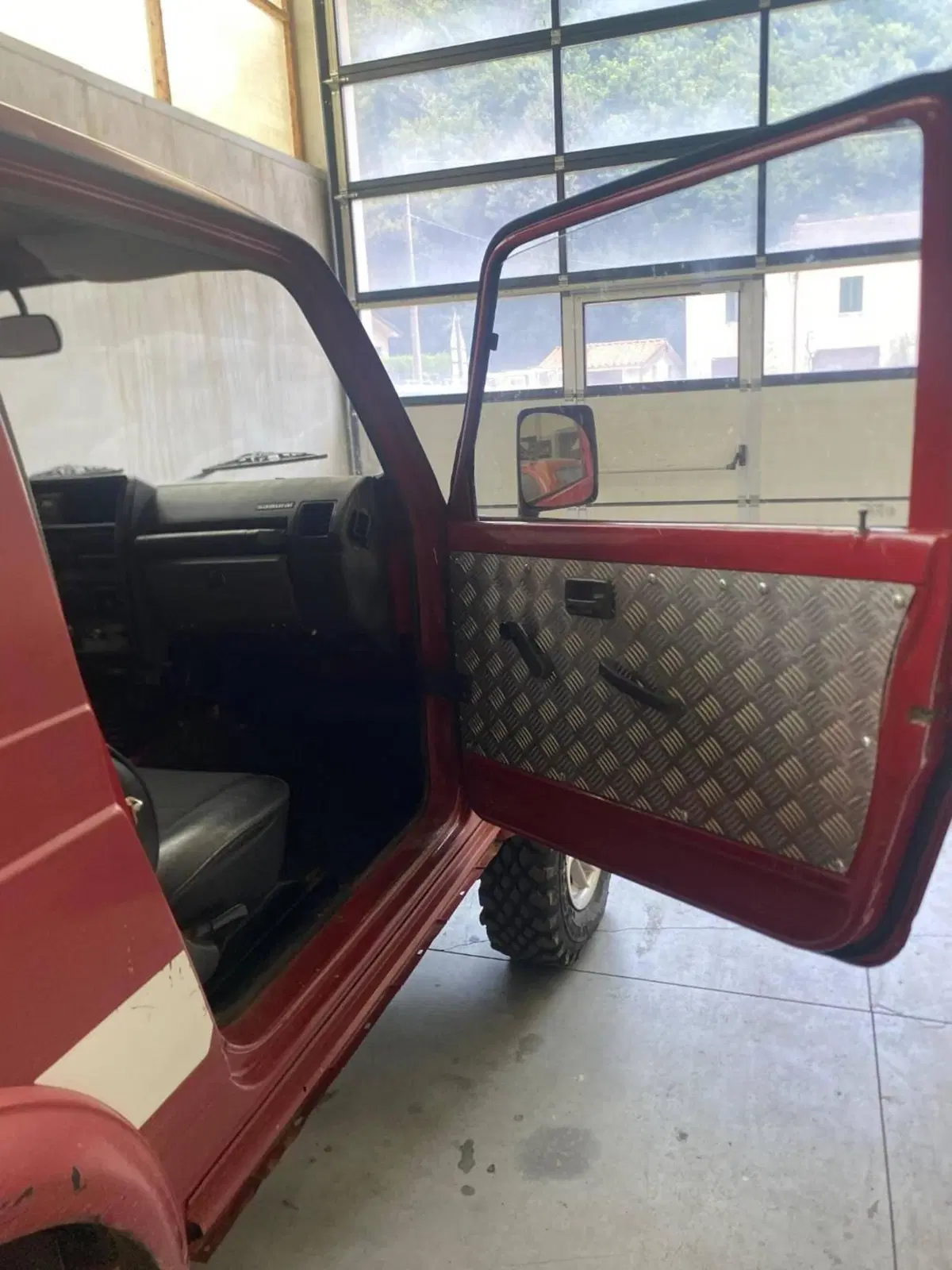 Suzuki Samurai usata a Lucca (4)