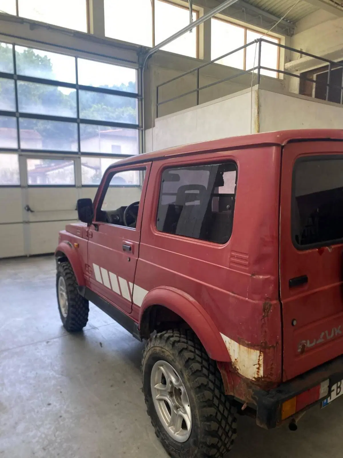Suzuki Samurai usata a Lucca (6)