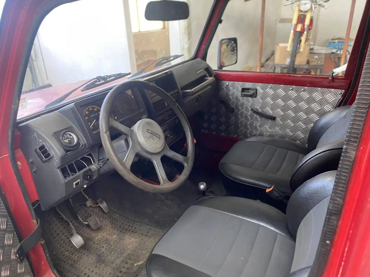 Suzuki Samurai usata a Lucca (7)