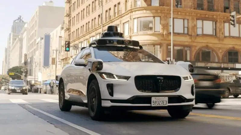Stati Uniti, i robotaxi finiscono sotto accusa: il software &egrave; diventato il vero punto debole
