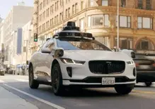 Stati Uniti, i robotaxi finiscono sotto accusa: il software è diventato il vero punto debole