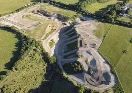 Il Mondiale Motocross MXGP torna a Foxhill, ecco come è stato modificato il tracciato [VIDEO]