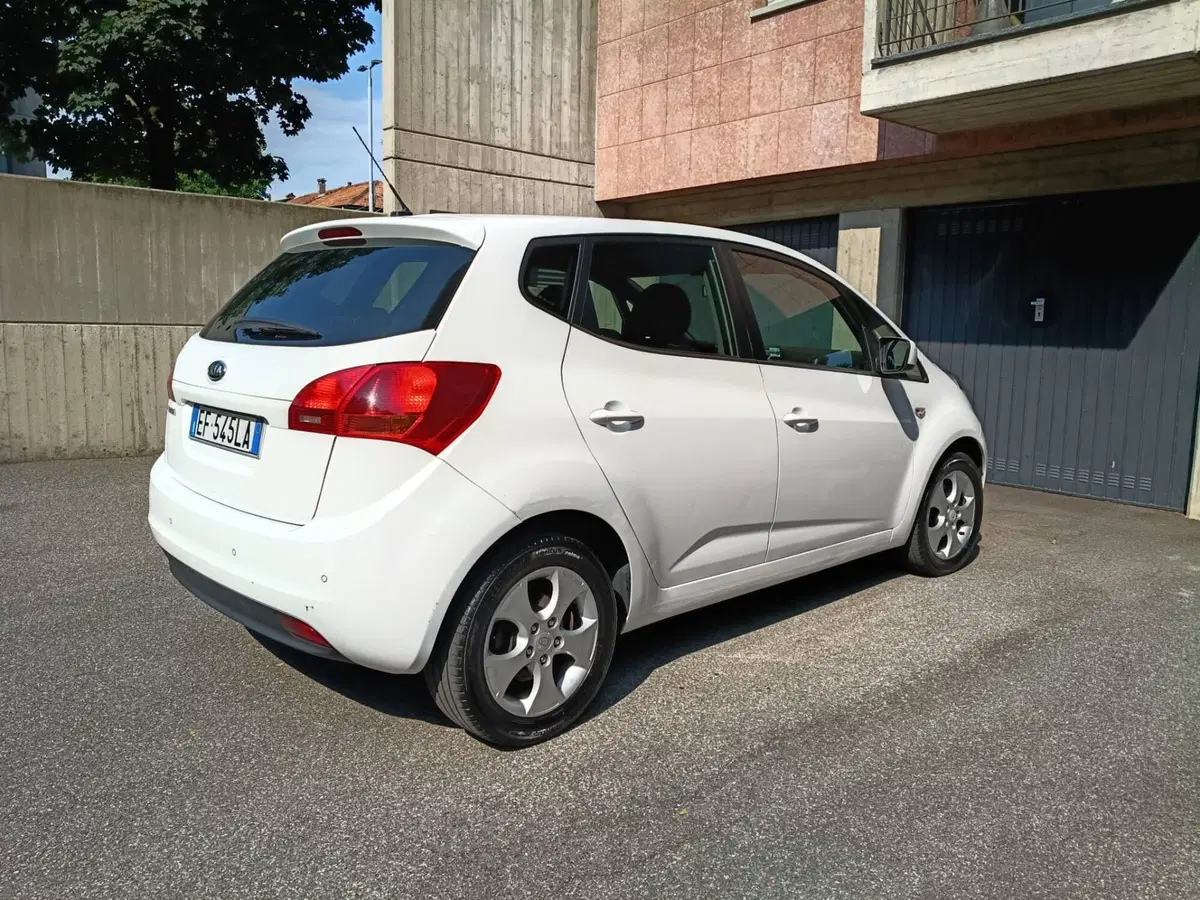 Kia Venga usata a Bergamo (5)