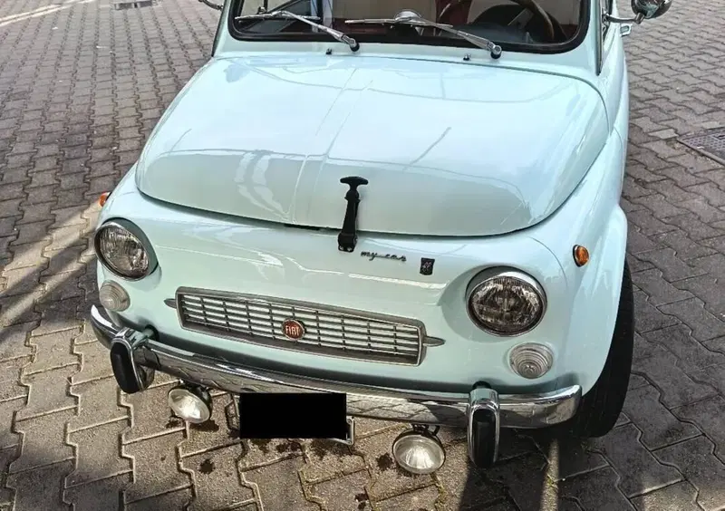 Fiat 500 francis lombardid'epoca del 1969 a Marino