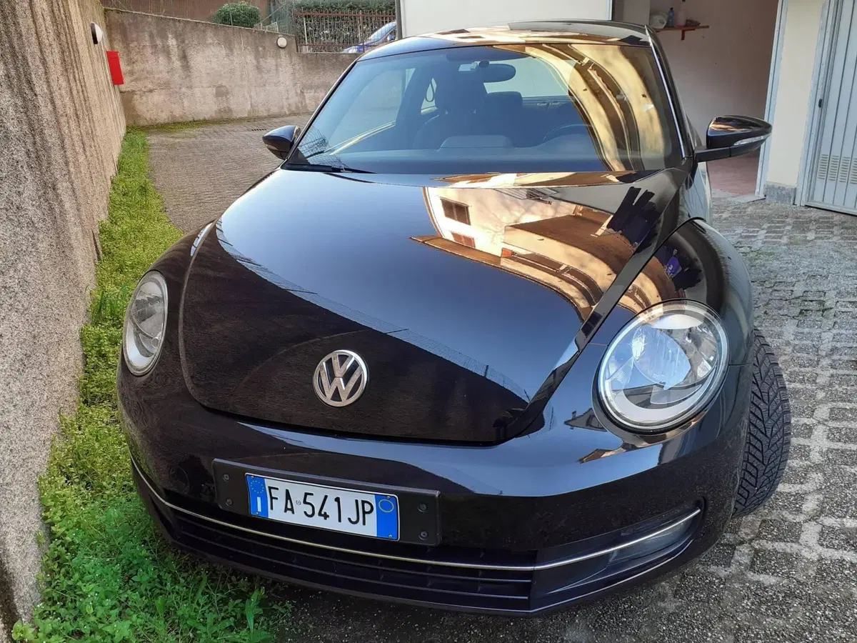 Volkswagen Maggiolino usata a Pavia (2)