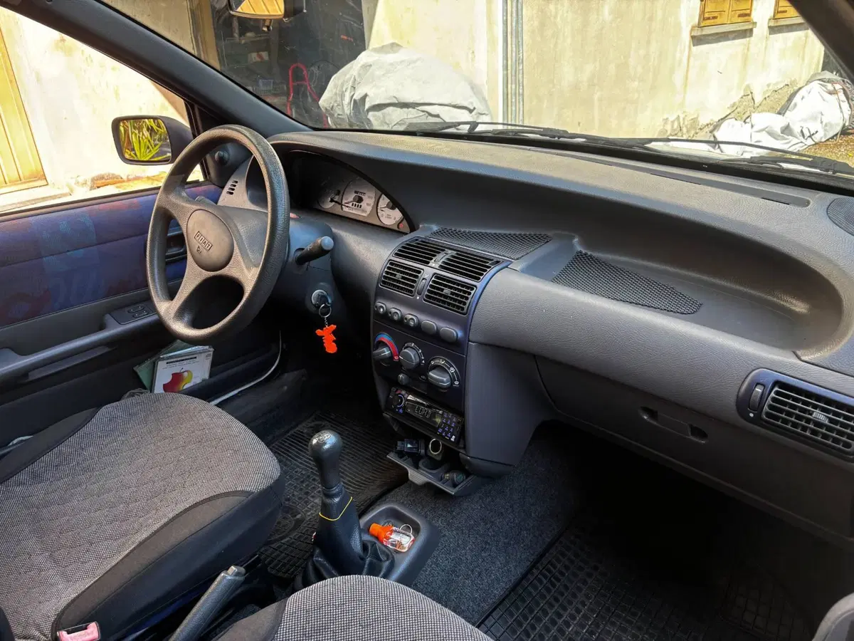 Fiat Punto usata a Firenze (7)