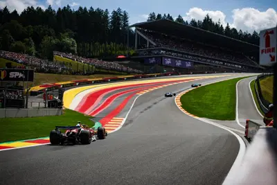 F1, GP Belgio 2026: Verstappen tra mercato e pioggia per infiammare Spa. La Ferrari sfida il tab&ugrave; motore: gli orari TV Sky e TV8
