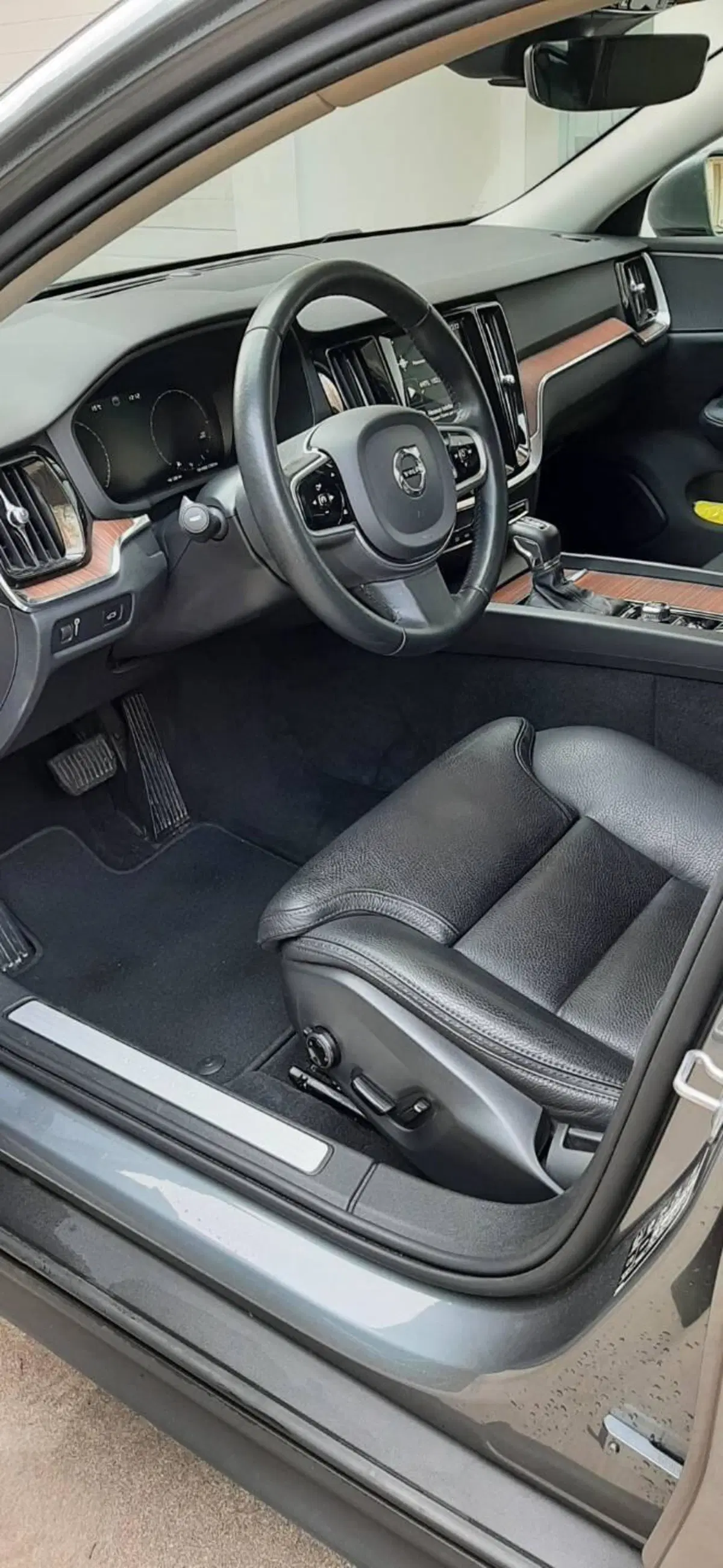 Volvo V60 Cross Country usata a Mantova (8)
