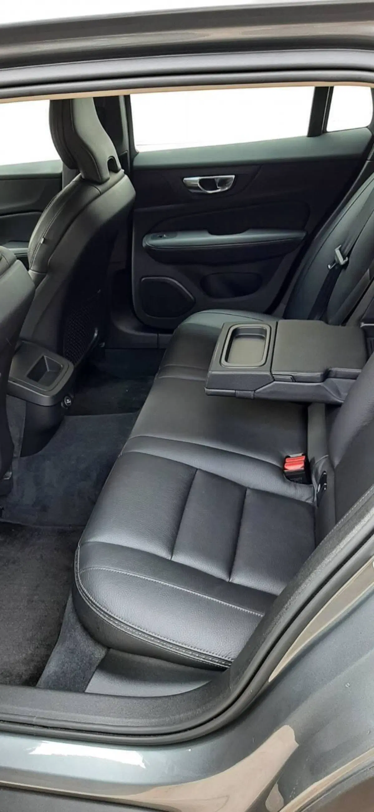 Volvo V60 Cross Country usata a Mantova (11)