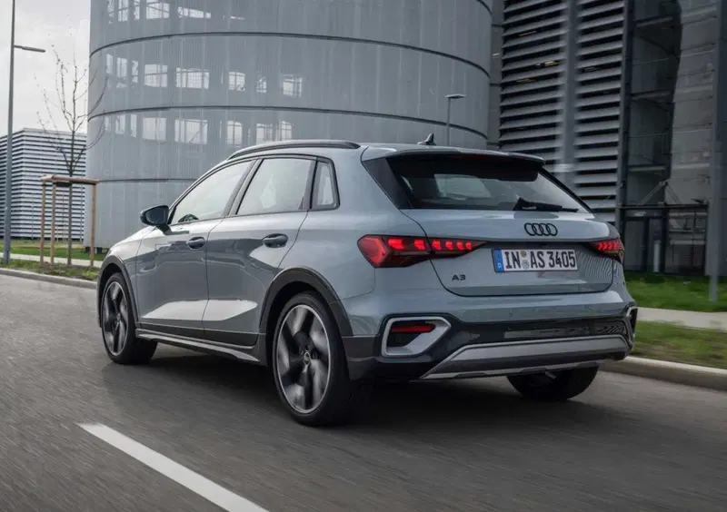 Audi A3 allstreet (10)