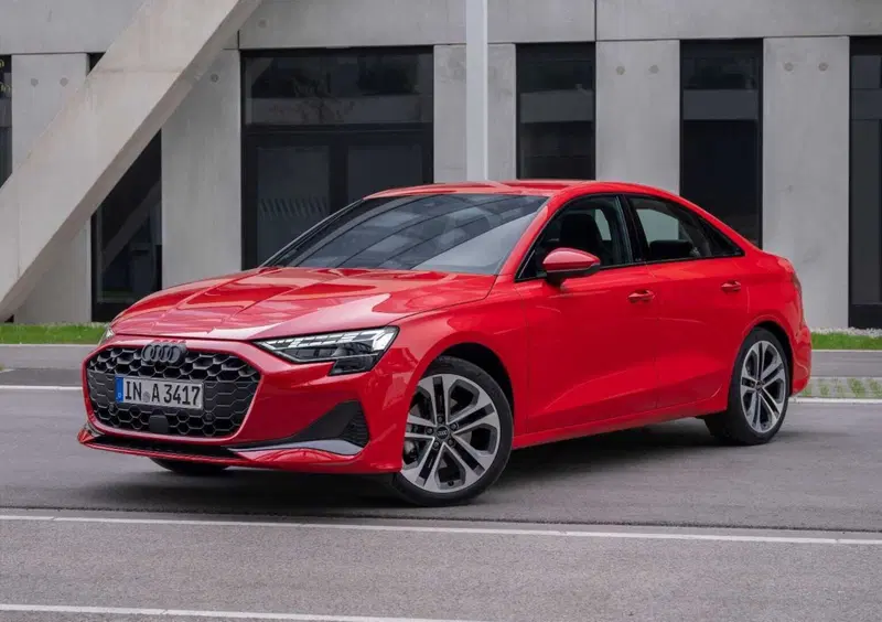 Audi A3 Sedan (2020-->>) (2)