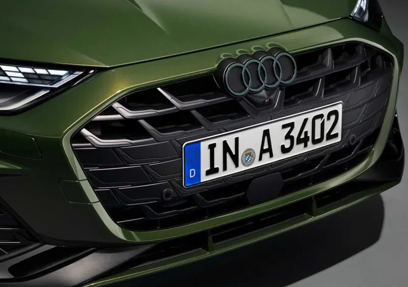 Audi A3 Sportback (2020-->>) (33)