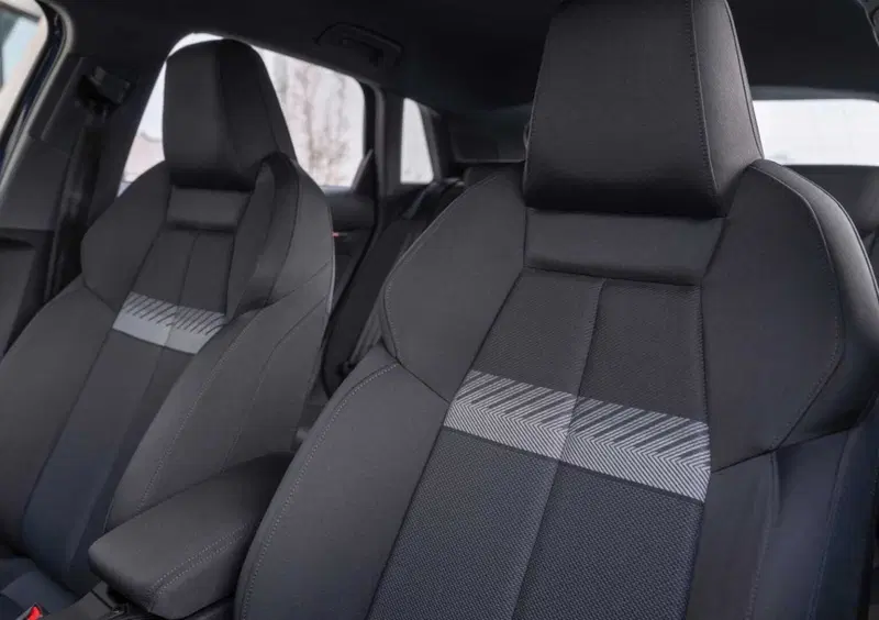 Audi A3 Sportback (2020-->>) (15)