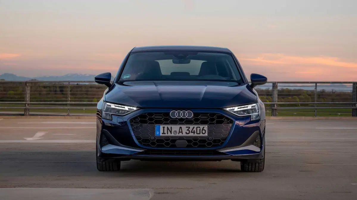 Audi A3 Sportback 35 TDI S tronic Identity Black (3)