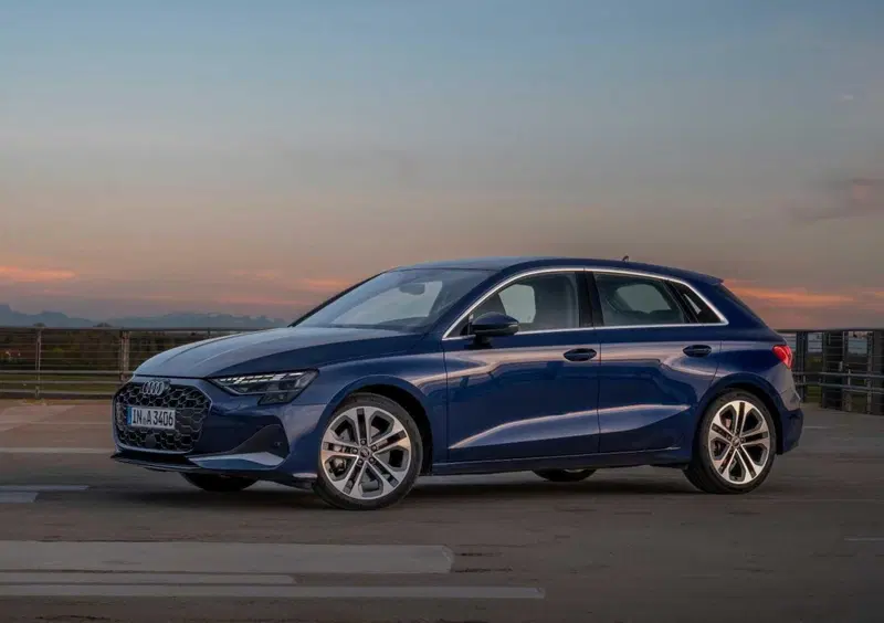 Audi A3 Sportback (2020-->>) (2)