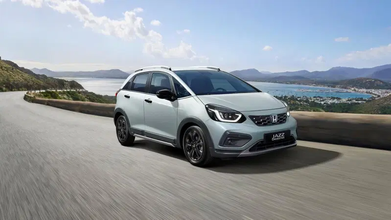 Honda Jazz : 4.000 euro di sconto per la Full Hybrid,  grazie alla promo di fine luglio