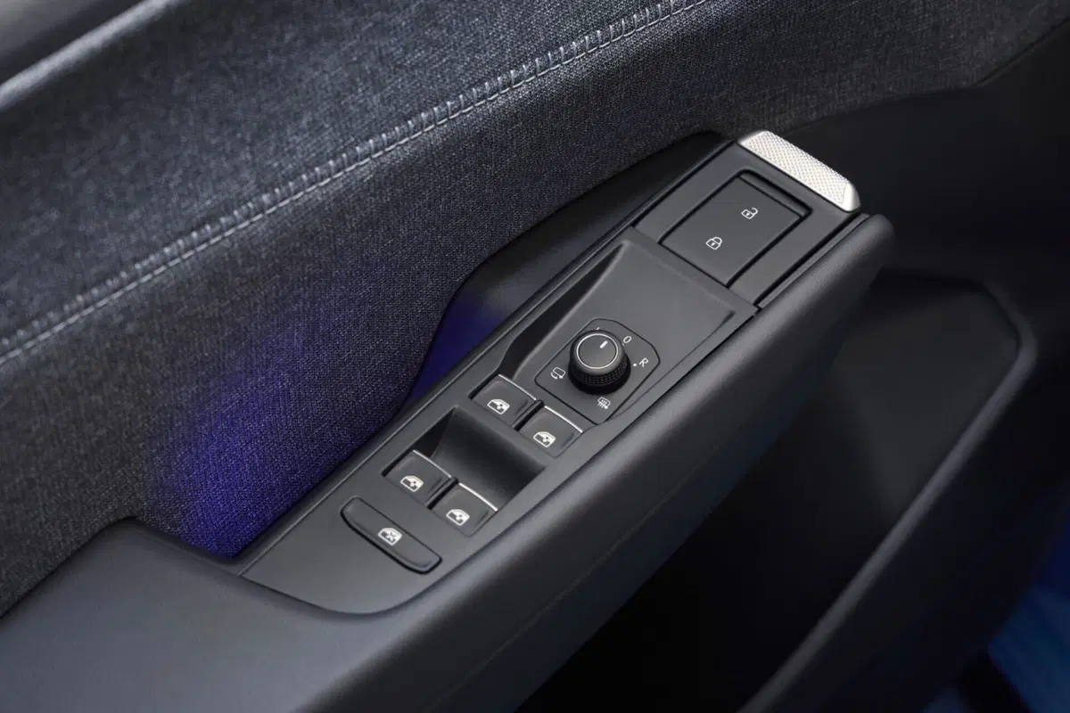 Volkswagen ID. Cross: il nuovo SUV elettrico compatto arriva in autunno, ma il prezzo...[VIDEO] (4)