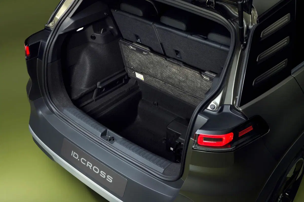 Volkswagen ID. Cross: il nuovo SUV elettrico compatto arriva in autunno, ma il prezzo...[VIDEO] (20)