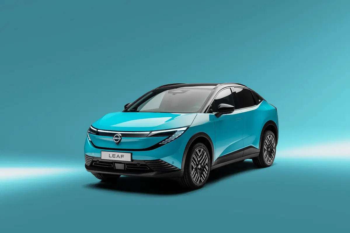 Nissan Leaf 2026, richiamo negli USA per le cinture posteriori: cosa &egrave; successo