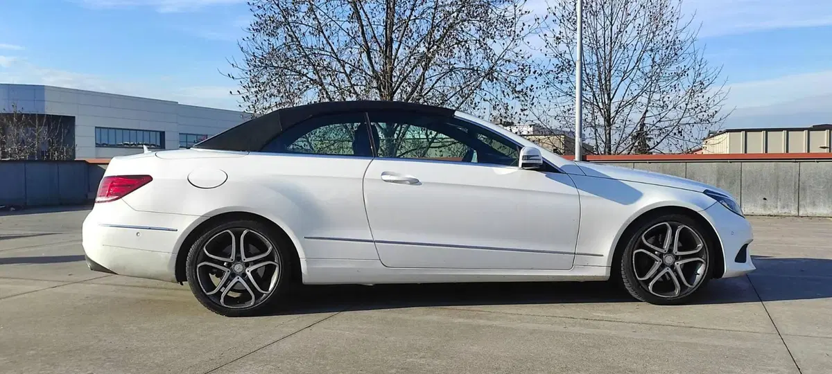 Mercedes-Benz Classe E Cabrio usata a Brescia (5)