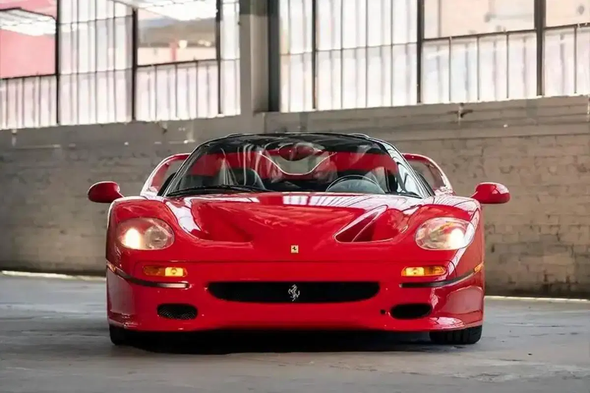 Ferrari F50 di Mike Tyson