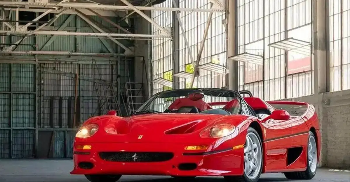 Monterey 2026, all'asta la Ferrari F50 di Mike Tyson: ecco le 5 auto pi&ugrave; costose che faranno impazzire i collezionisti