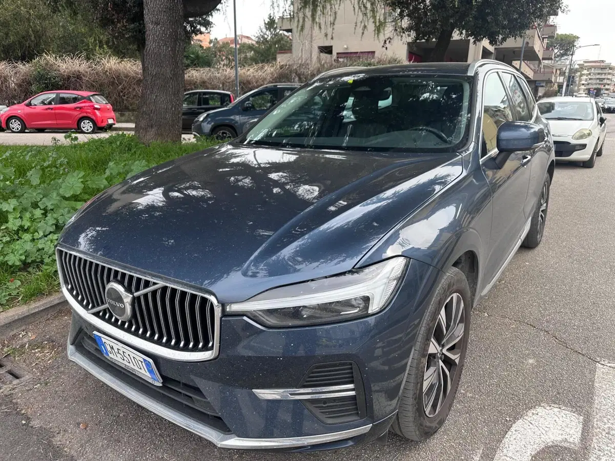Volvo XC60 usata a Salerno (7)