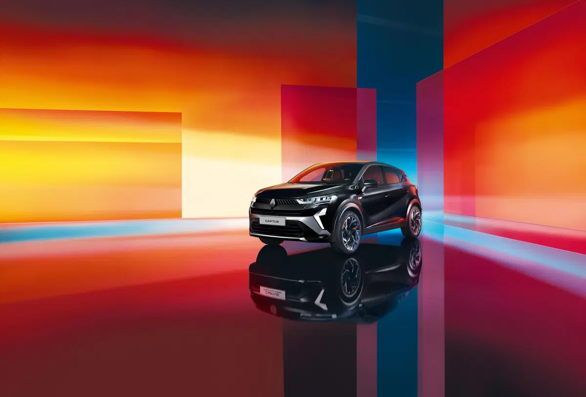 Renault rompe il mercato: Captur e Symbioz Full Hybrid diventano ancor pi&ugrave; economiche