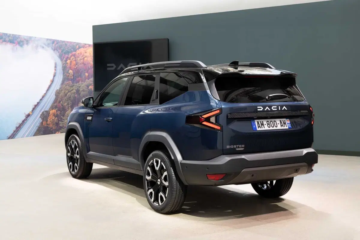 Dacia Bigster GPL 4x4, Pro e Contro | 1.500 km di autonomia e consumi da utilitaria, ecco quanto costa davvero (7)