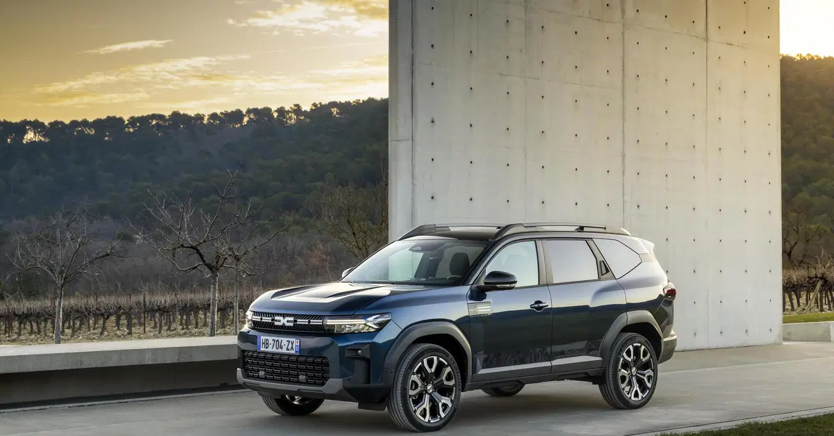 Dacia Bigster GPL 4x4, Pro e Contro | 1.500 km di autonomia e consumi da utilitaria, ecco quanto costa davvero (VIDEO)
