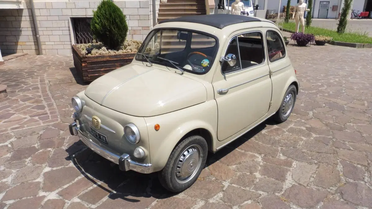 Fiat 500 D d'epoca a Mantova