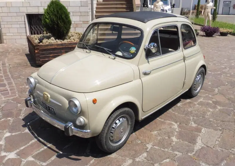 Fiat 500 Dd'epoca del 1964 a Viadana