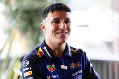 F1. "Sono stato fortunato, ma il suo problema &egrave; anche il mio": Hadjar svela il retroscena sull'ala posteriore che ha messo nei guai Verstappen 