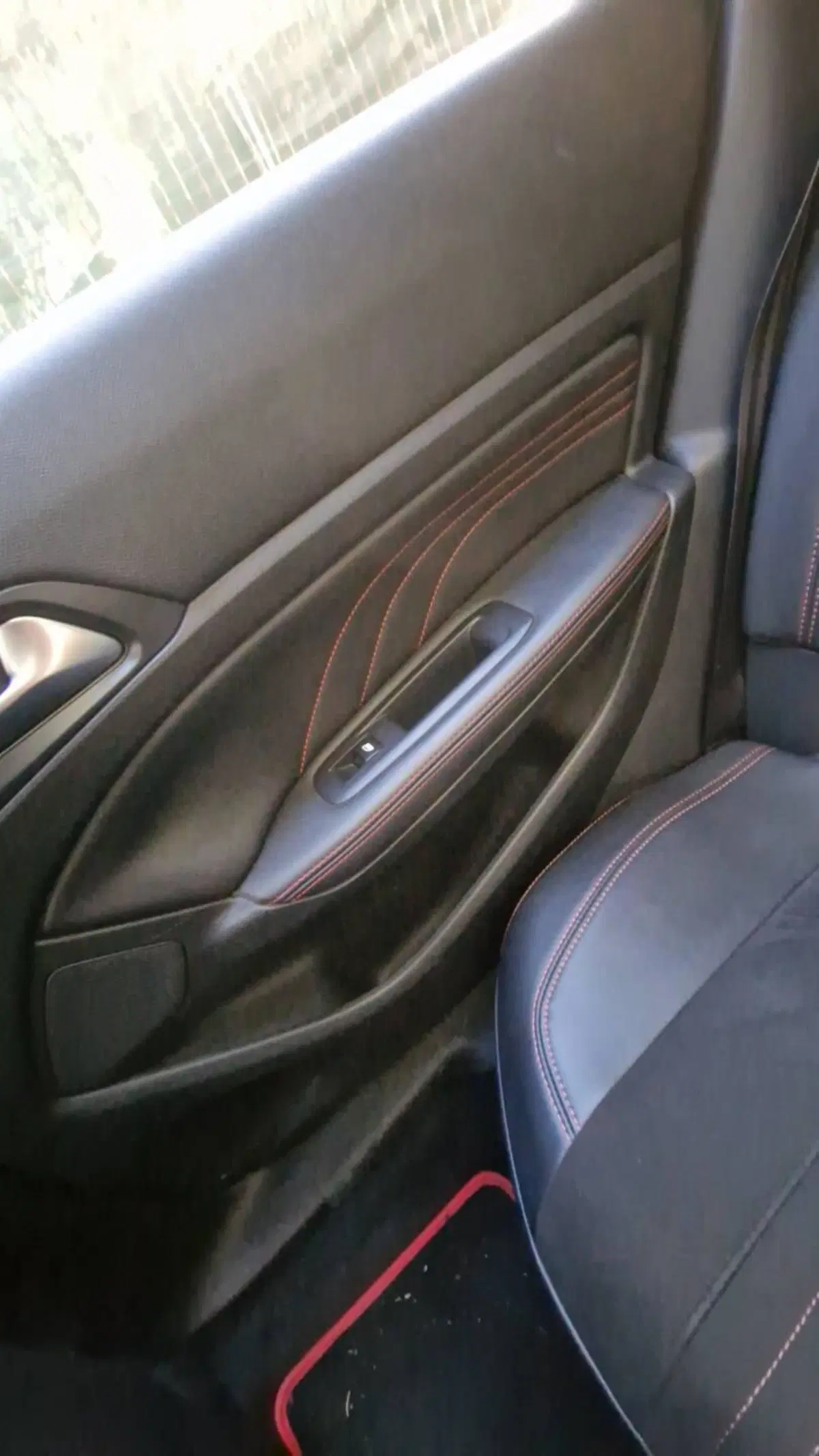 Peugeot 308 SW usata a Venezia (15)