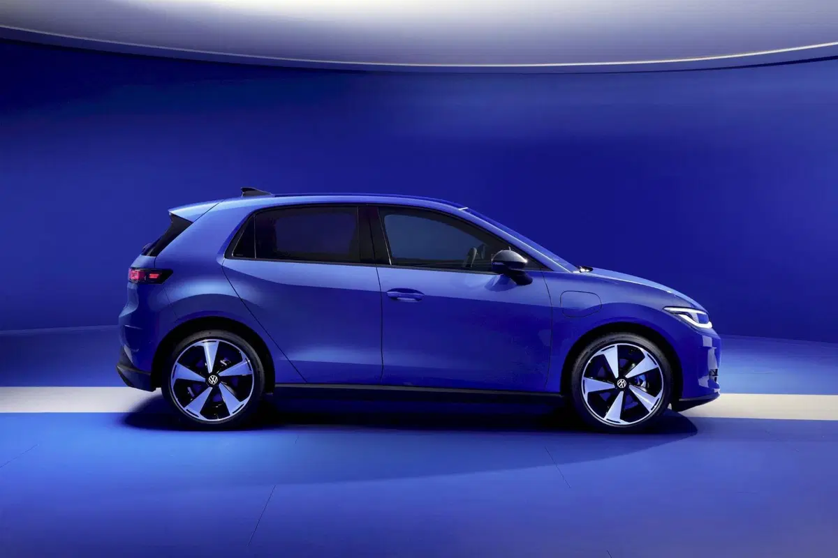 Volkswagen ID. Polo, la batteria si fa più piccola e il prezzo scende sotto i 25.000 euro (4)