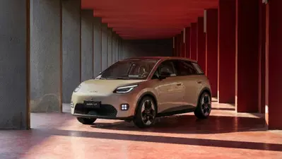 GAC AION UT: la cinese disegnata a Milano che sfida Renault 5 e ID.3 quanto costa in Italia